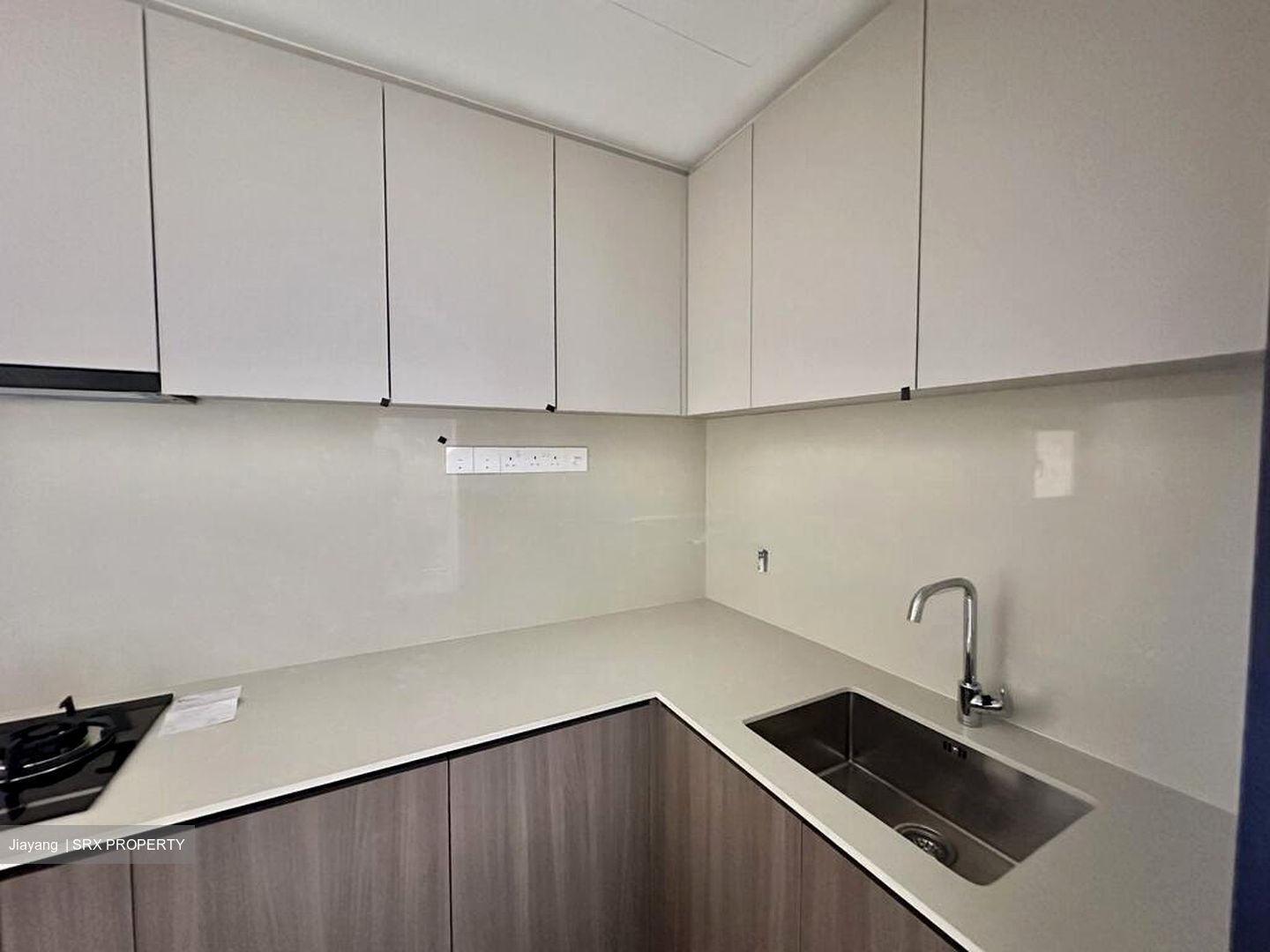 Tenet (D18), Condominium #502407071